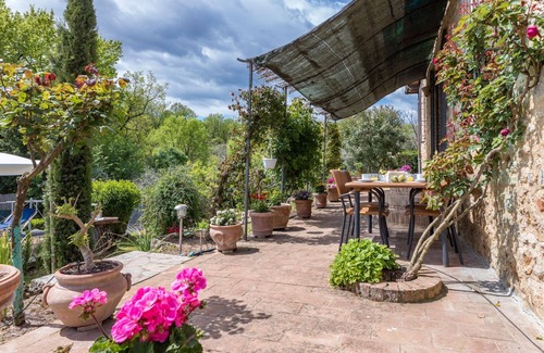 Sovicille Villa | Villa privada con jardín y piscina cerca de Siena.