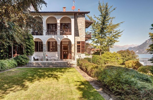 Oliveto Lario Villa | Villa con jardin frente al lago