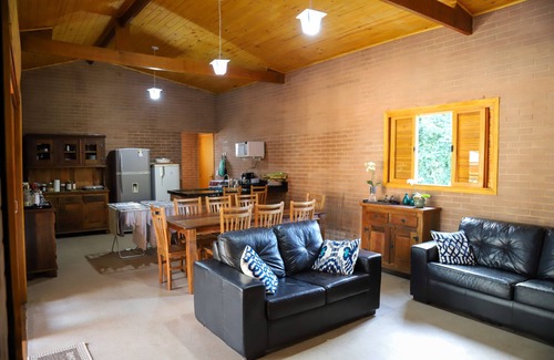 Campinas Casa | Cottage with heated pool in gated community