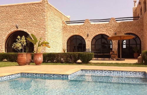 Afrate Haissoun Villa | CHALET CON PISCINA - 10MIN DE ESSAOUIRA - contáctenos para una reserva de última hora.