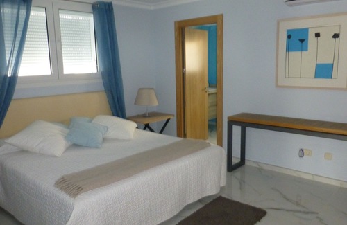 Urbanizacion el Rosario Villa | Villa with large garden, fenced pool, barbecue area, near best beaches