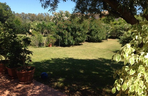 Nora Villa | Villa con gran jardín a 100 metros del mar a treinta km de Cagliari