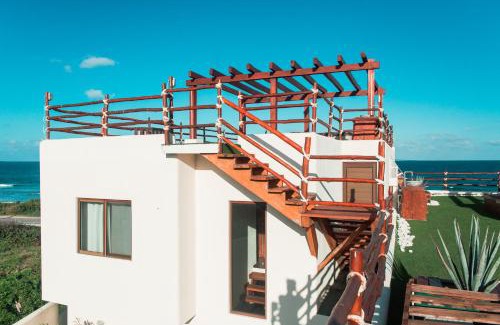 Isla Mujeres Casa | Villa with ocean view, pool, restaurant and rooftop