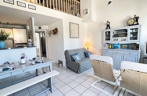 La Couarde-sur-Mer Casa | Villa with pool, tennis court, bowling alley