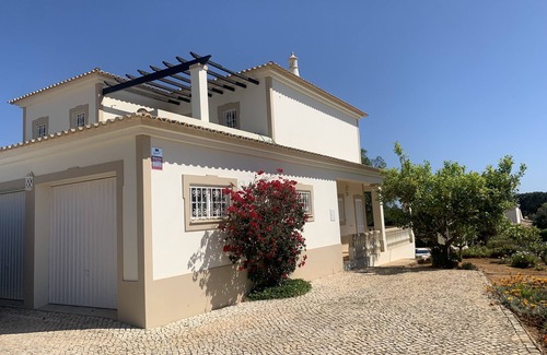 Lagoa e Carvoeiro Villa | Villa con piscina privada y distantes al mar y montaña