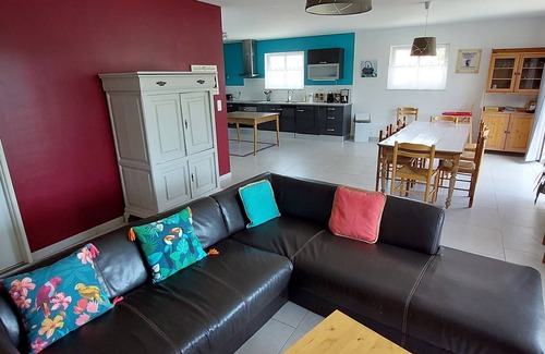 Joyeuse Villa | Villa con piscina, 10 personas, totalmente equipada con calma, claro vista