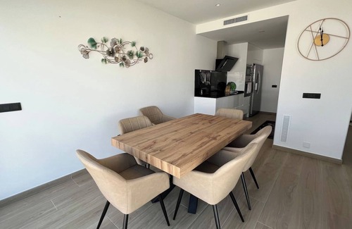 Santa Margarida Casa | Villa con piscina y vistas canal AV-44