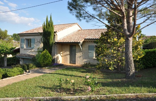Vinsobres Villa | Villa con piscina y vistas al Ventoux a las afueras del pueblo de Vinsobres.