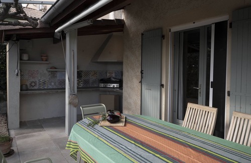Vinsobres Villa | Villa con piscina y vistas al Ventoux a las afueras del pueblo de Vinsobres.