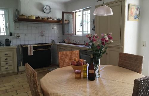 Grasse Villa | Villa 6 place Grasse (06)
