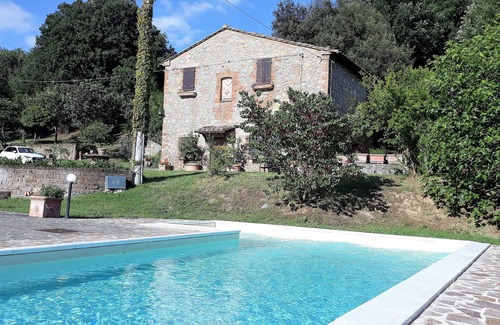 Montoro Casa | casa de campo en una hermosa posición panorámica con piscina