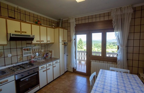 Castro Villa | Villa con piscina, WiFi gratis en Ribeira Sacra a 9km de Monforte de Lemos
