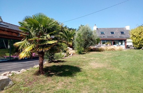 Lannion Villa | Villa con piscina cubierta climatizada a 28 °, Jaccuzzi, Sauna