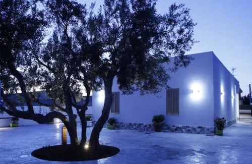 Alcamo Marina Villa | villa with pool near the beach