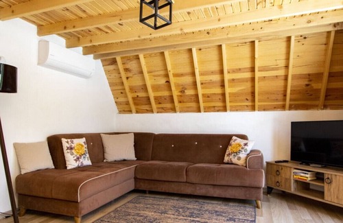 Fethiye Villa | Villa with Pool, Jacuzzi and Backyard in Inlice