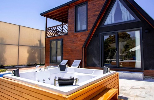 Fethiye Villa | Villa with Pool, Jacuzzi and Backyard in Inlice