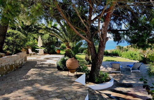 Lagos Villa | Villa con piscina privada, cancha de tenis y vistas al mar