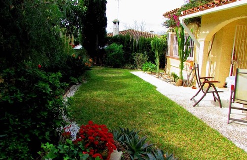 La Gaspara Villa | Casa de vacaciones independiente cerca de la playa con un jardín privado soleado