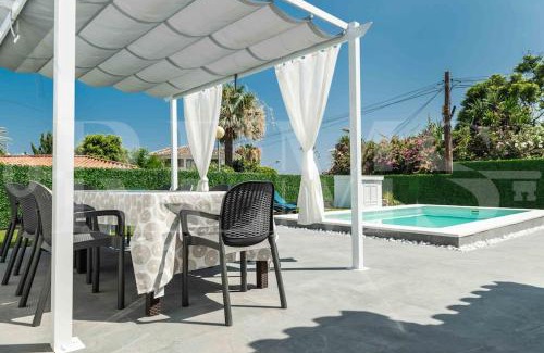 Benalmadena Costa Villa | Villa with private heated Pool by the beach & port - Benalmadena by REMS