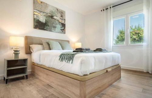 Benalmadena Costa Villa | Villa with private heated Pool by the beach & port - Benalmadena by REMS