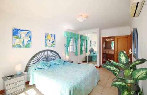 Budens Villa | Villa con piscina privada climatizada en campo de golf