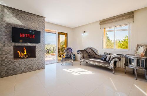 Sidi Abdallah Ghiat Casa | Villa with Private Garden & Pool Ourika, Atlas Mountains