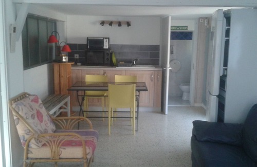 Valescure Villa | VILLA WITH PRIVATE POOL IN ST RAPHAEL NEAR BEACH AND SHOPS