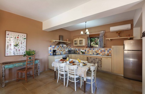Rethymno Villa | Impresionantes vistas al campo y al mar para familias y parejas con piscina privada