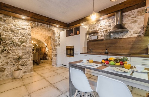 Tribalj Villa | Villa Mariva con piscina privada, 8 huéspedes, wifi gratis, amplia terraza, barbacoa