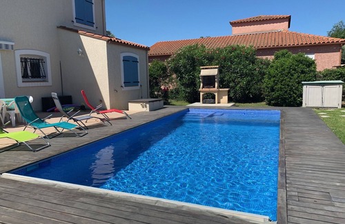 Elne Villa | Villa con piscina privada, AC, 3 hab, jardín, parking y WIFI en Elne