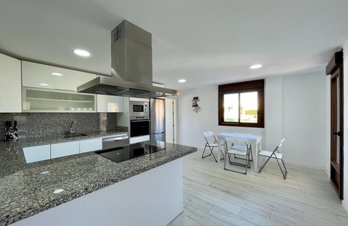 Motril Villa | Villa con piscina privada cerca de la playa