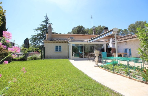 Frejus Villa | Villa with private pool in a quiet location close to town & beach
