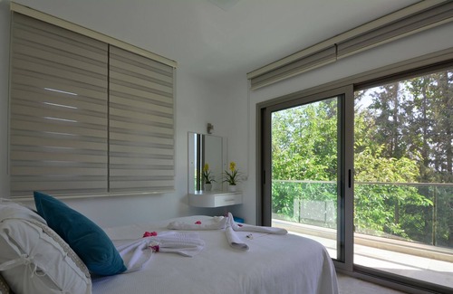 Dalyan Villa | Villa con piscina privada y vista panorámica a la montaña