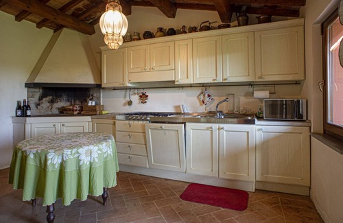 Fiorenzuola di Focara Casa | Villa with private semi inground pool close to the beach