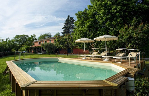 Fiorenzuola di Focara Casa | Villa with private semi inground pool close to the beach
