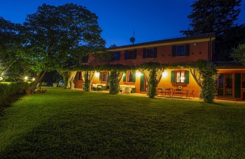 Fiorenzuola di Focara Casa | Villa with private semi inground pool close to the beach