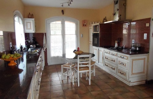 Arles Villa | VILLA CON PISCINA PRIVADA