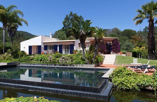 Caldas de Monchique Villa | Villa con Oasis de Jardín en Monchique