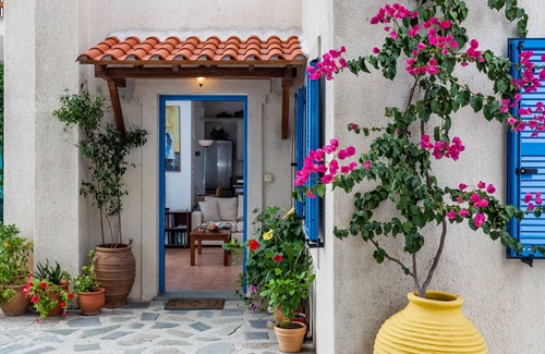 Glossa Villa | Villa con impresionantes vistas al mar a través del pueblo de Glossa