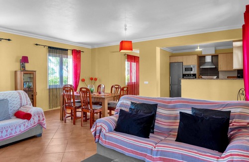 Aljezur Casa | Villa With Swimming Pool in Vale da Telha