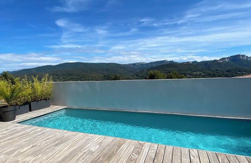Auriol Casa | 🌿 Villa with swimming pool and panoramic view Auriol Near Cassis, Marseille and Aix