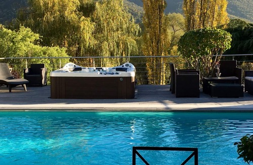 Walbach Villa | Villa con vistas y piscina.