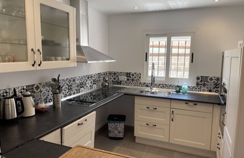 Els Poblets Villa | Villa with wifi, 2 bedrooms, 2 bathrooms, 3 air conditioning units and private pool