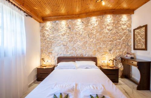 Acharavi Casa | Villa Yiannitsis - Sunset by the Sea, Acharavi Beach