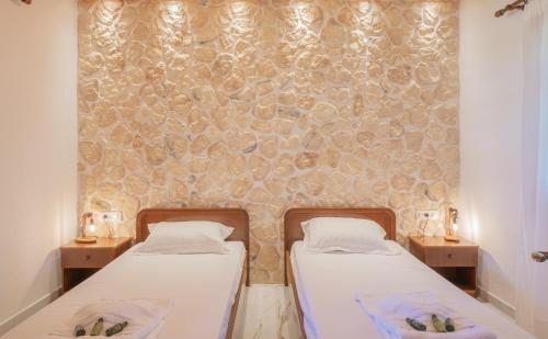 Acharavi Casa | Villa Yiannitsis - Sunset by the Sea, Acharavi Beach