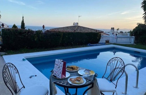 Benalmadena Costa Apartamento | Villa Zebra with sea views from every room!