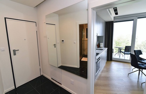 Opatija Apartamento | Villa Ziza con seis apartamentos de lujo, terraza en la azotea y piscina, garaje