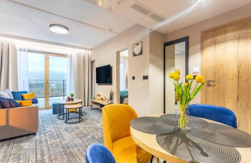 Szklarska Poreba Apartamento | Villa6 Szklarska Poręba- budynek główny hotelu -widok na góry-duże tarasy