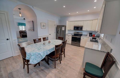 Buxton Cabaña | Village Accomodations - 2 Bedroom Duplex