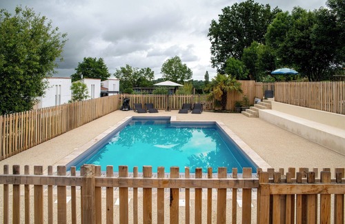 Verruyes Casa | Village de Gîtes Avec Piscine/fitness. Animaux OK. Pêche et Baignade a 50m